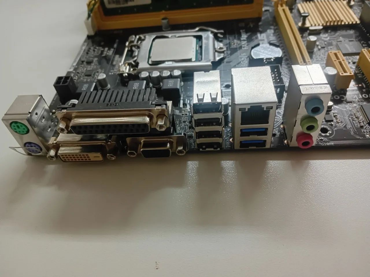 Placa mae i3 - Foto 3