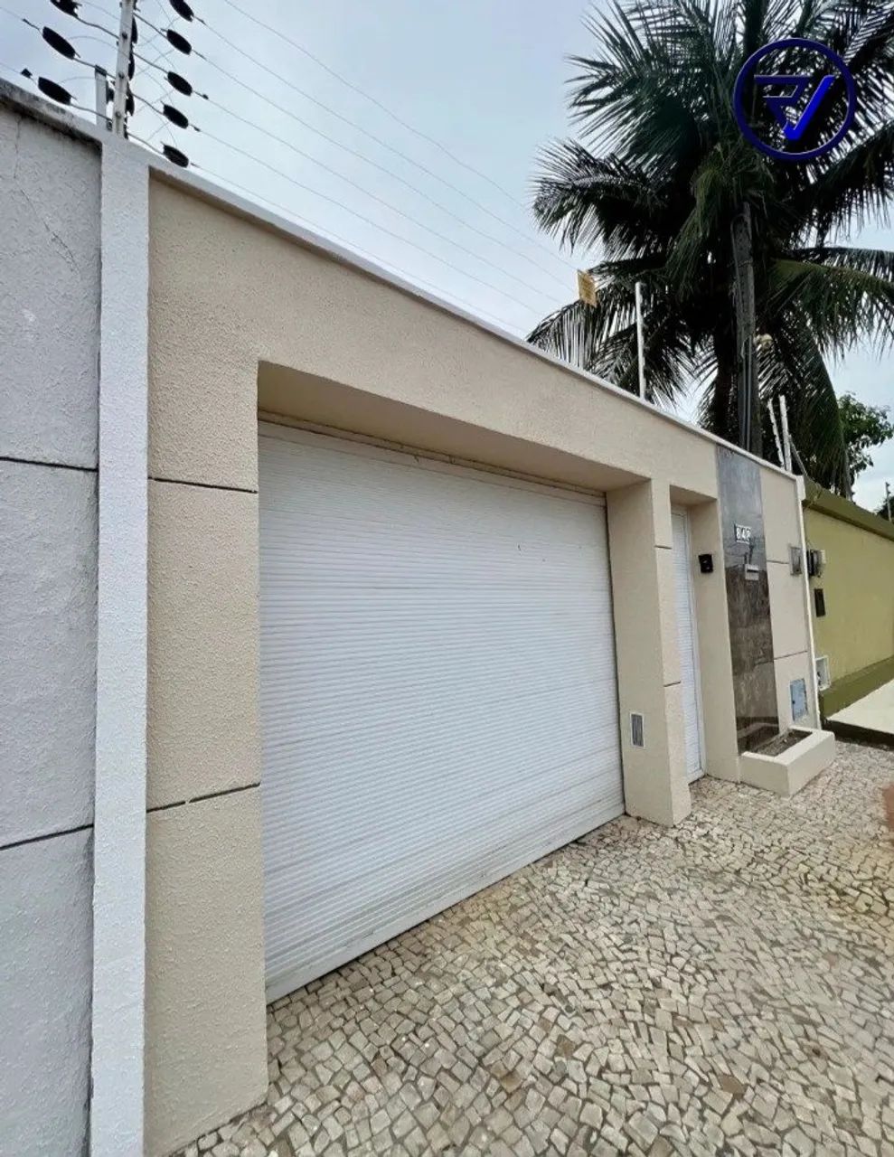 Excelente casa dúplex com 4 suítes na Sapiranga - Foto 2