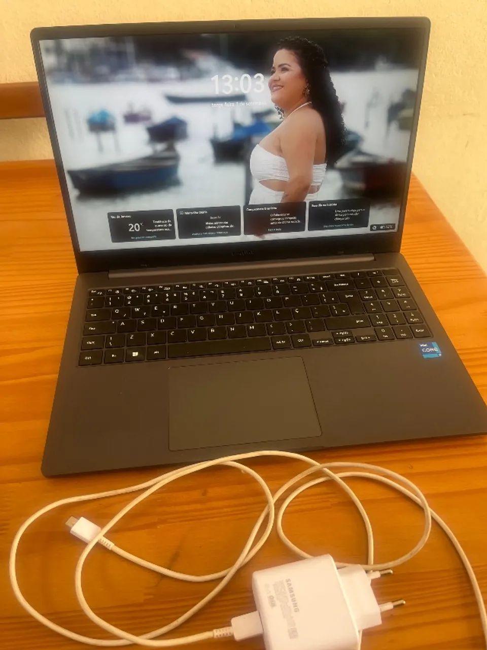 ? VENDO NOTEBOOK SAMSUNG GALAXY BOOK2 ? Samsung Galaxy Book2 - Intel Core i7 - Foto 2