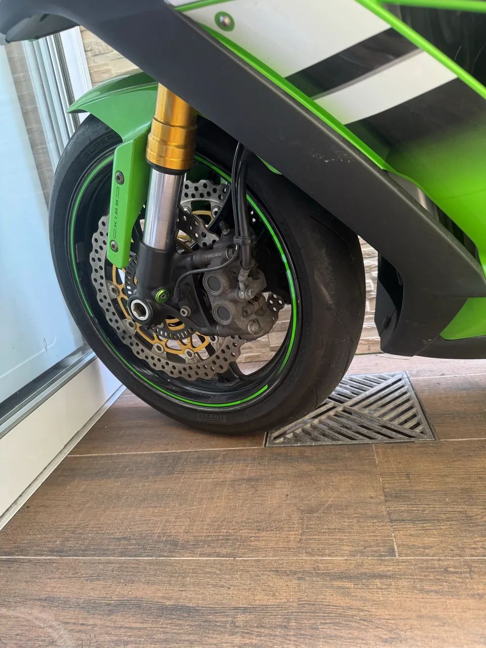 Kawasaki Zx-10/ Zx-10r 1000cc 2015 - 1497266755 | OLX