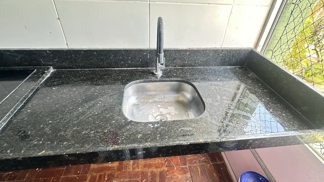 Pia de granito com Cuba 