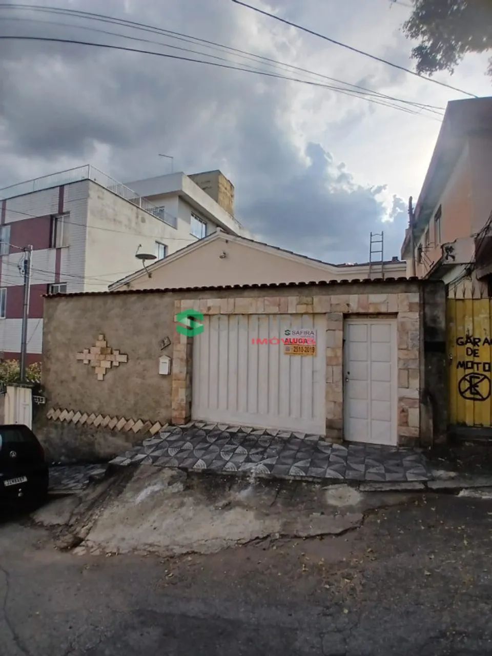 Casa com 3 quartos para alugar em Belo Horizonte