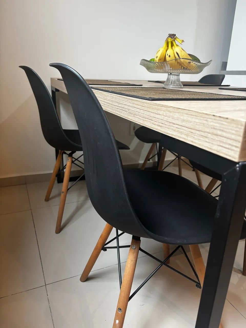 Mesa retangular industrial 4 cadeiras 