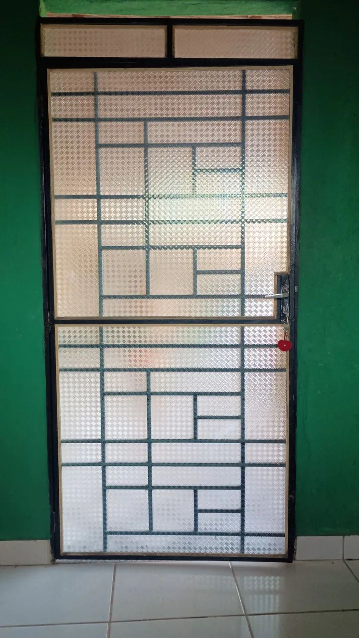 Porta em ótimo estado 