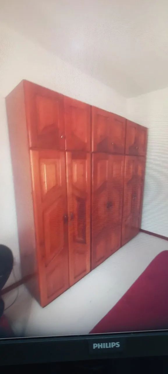 Armario / guarda roupa / MOVEIS EM MADEIRA DE LEI - CEDRO - Foto 2
