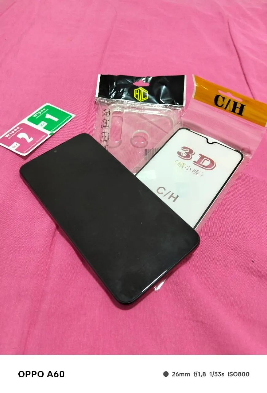 Moto g8 play em perfeito estado e garantia, capinha e película de brinde.  - Foto 3