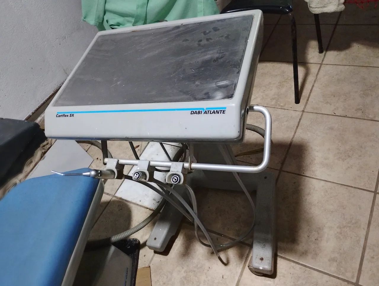 Cadeira odontológica completa, com mocho  - Foto 3