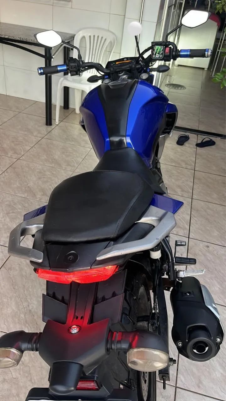 FAZER 250 - Foto 2