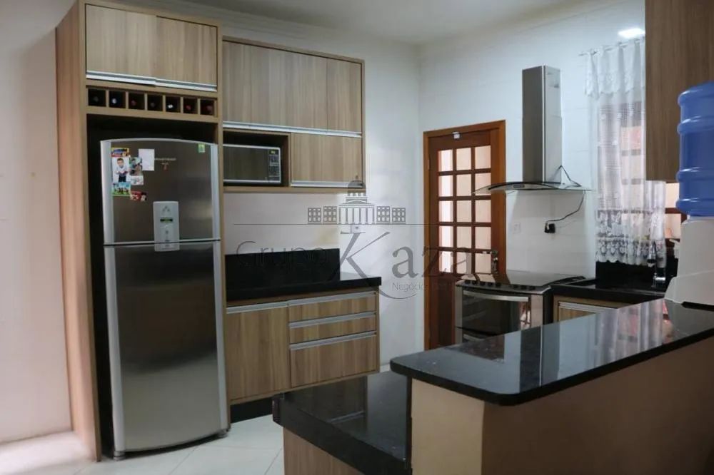 Excelente casa Jardim Satélite com Edícula 6 dormitórios. - Foto 5