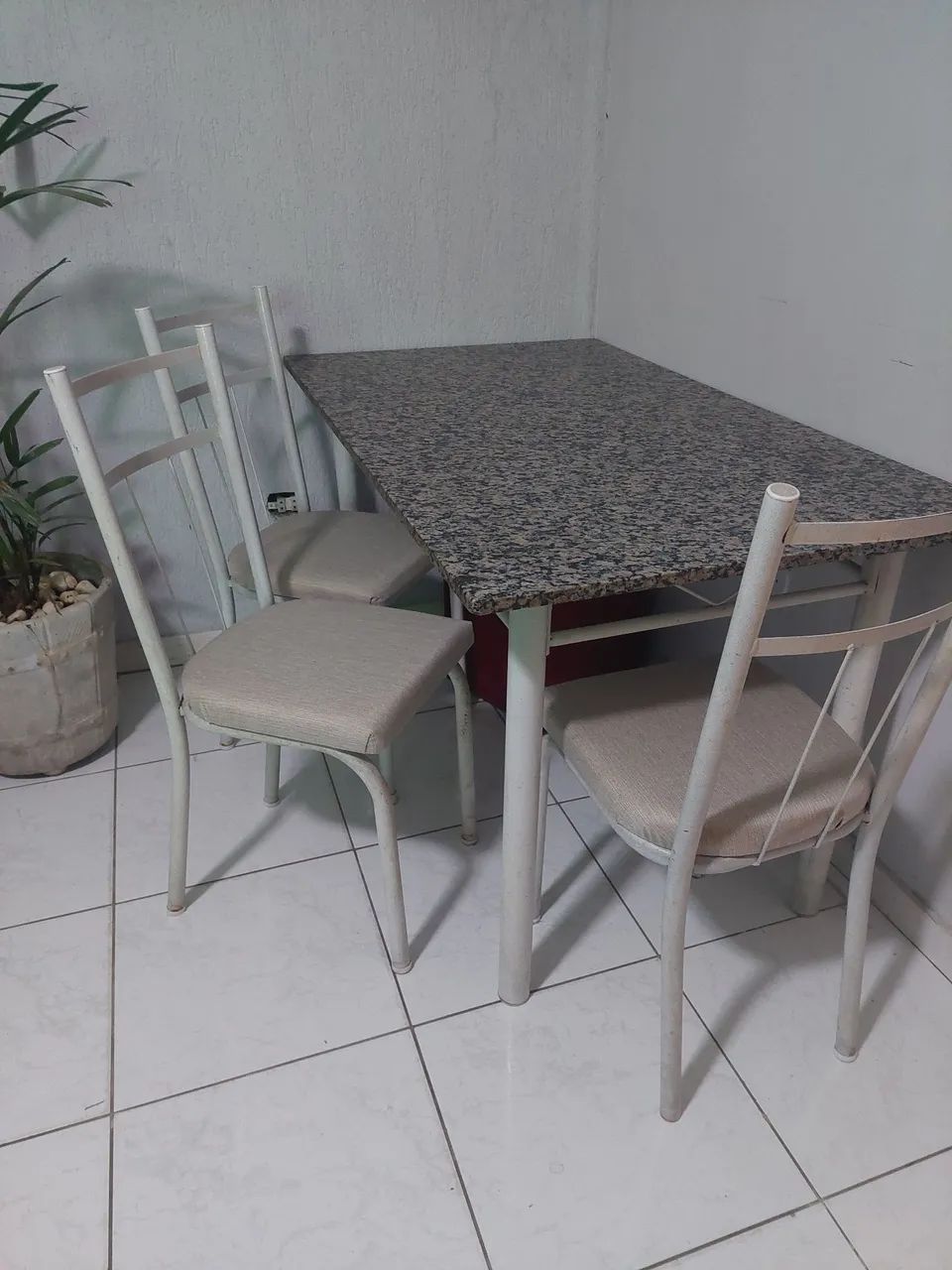 Mesa 6 cadeiras metal 