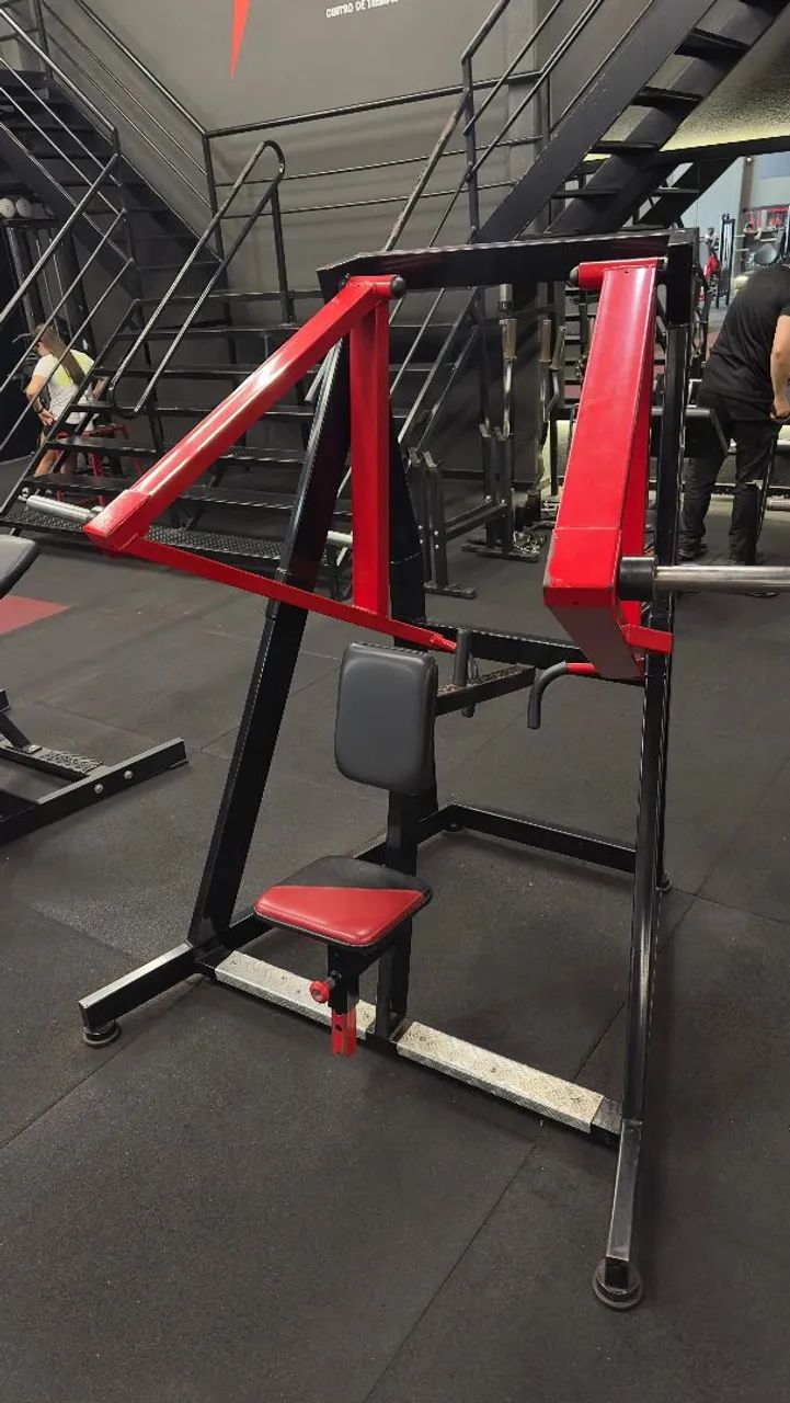 Remada Costas Equipamento Musculação  - Foto 2