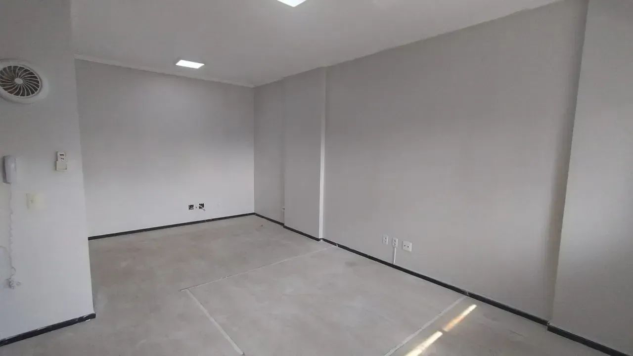 Lotus aluga sala comercial no Ed. Síntese 21 - Foto 4