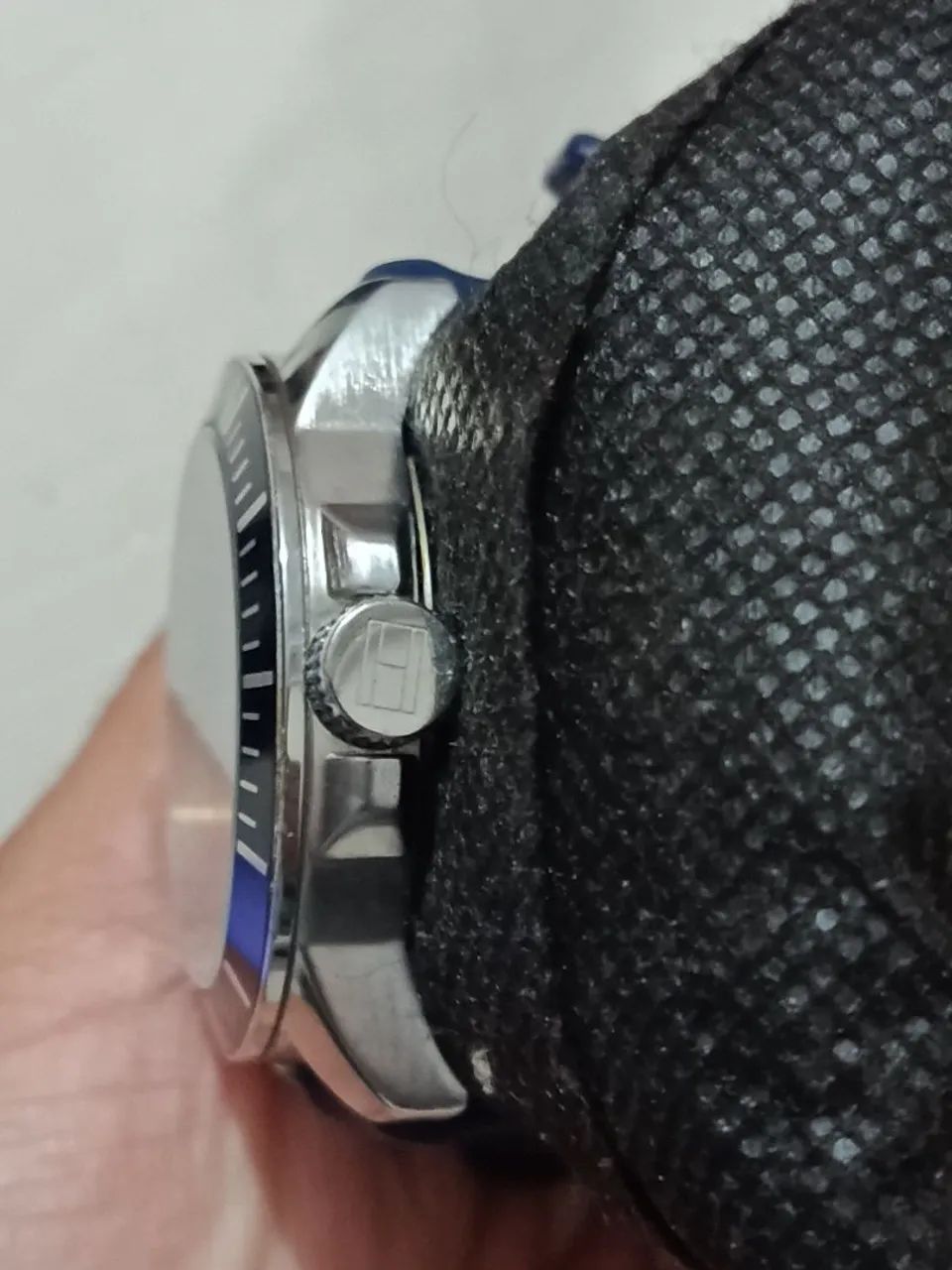 Relógio Tommy Hilfiger 45 mm  - Foto 2