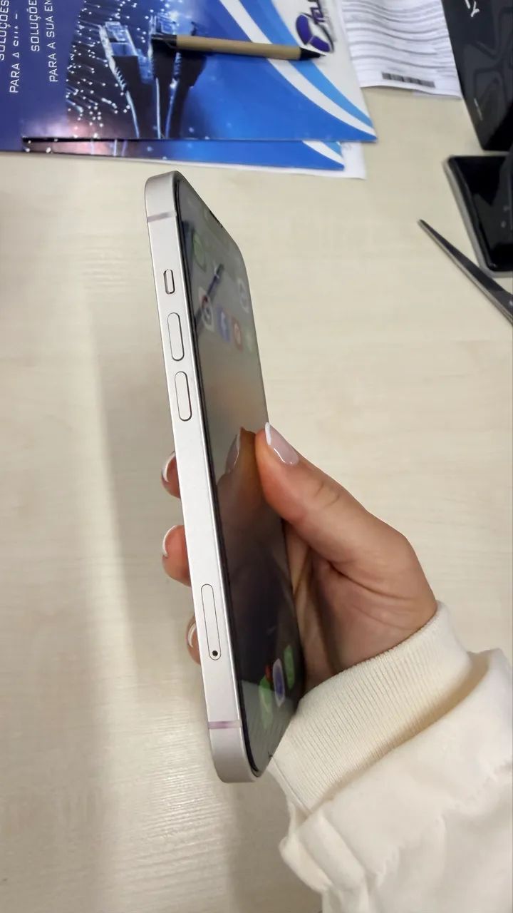 iPhone 14 - Foto 3