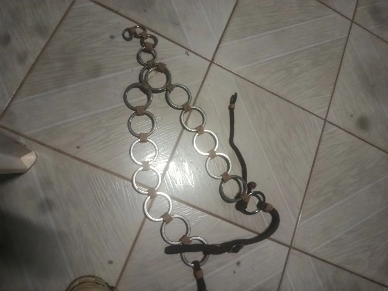 Vende se cutuca  - Foto 2