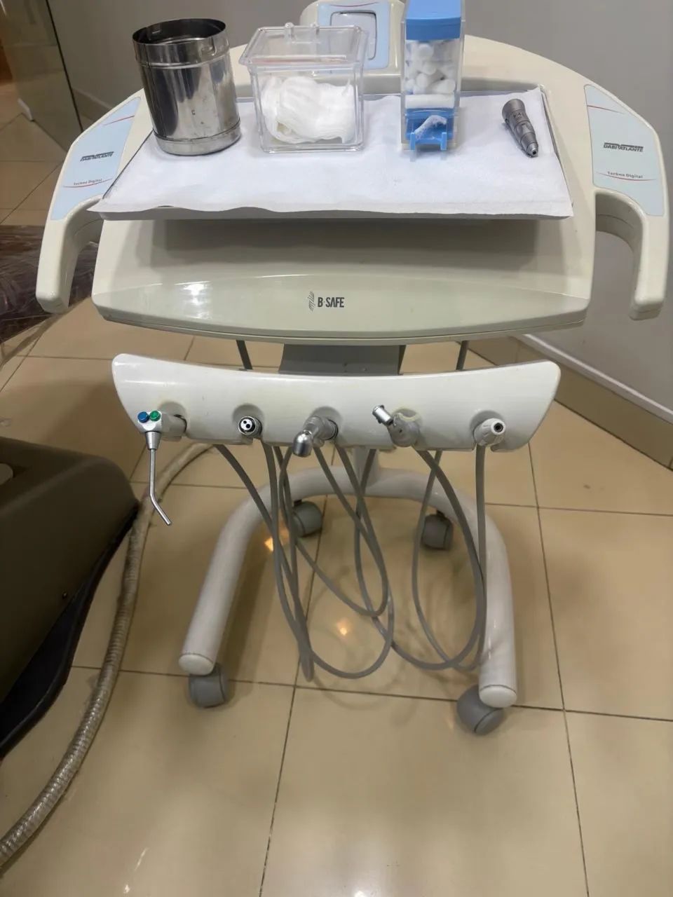 Cadeira odontológica  - Foto 3