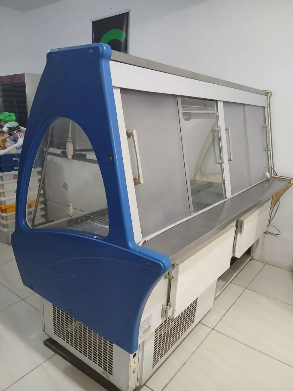Vendo balcão expositor - Foto 2
