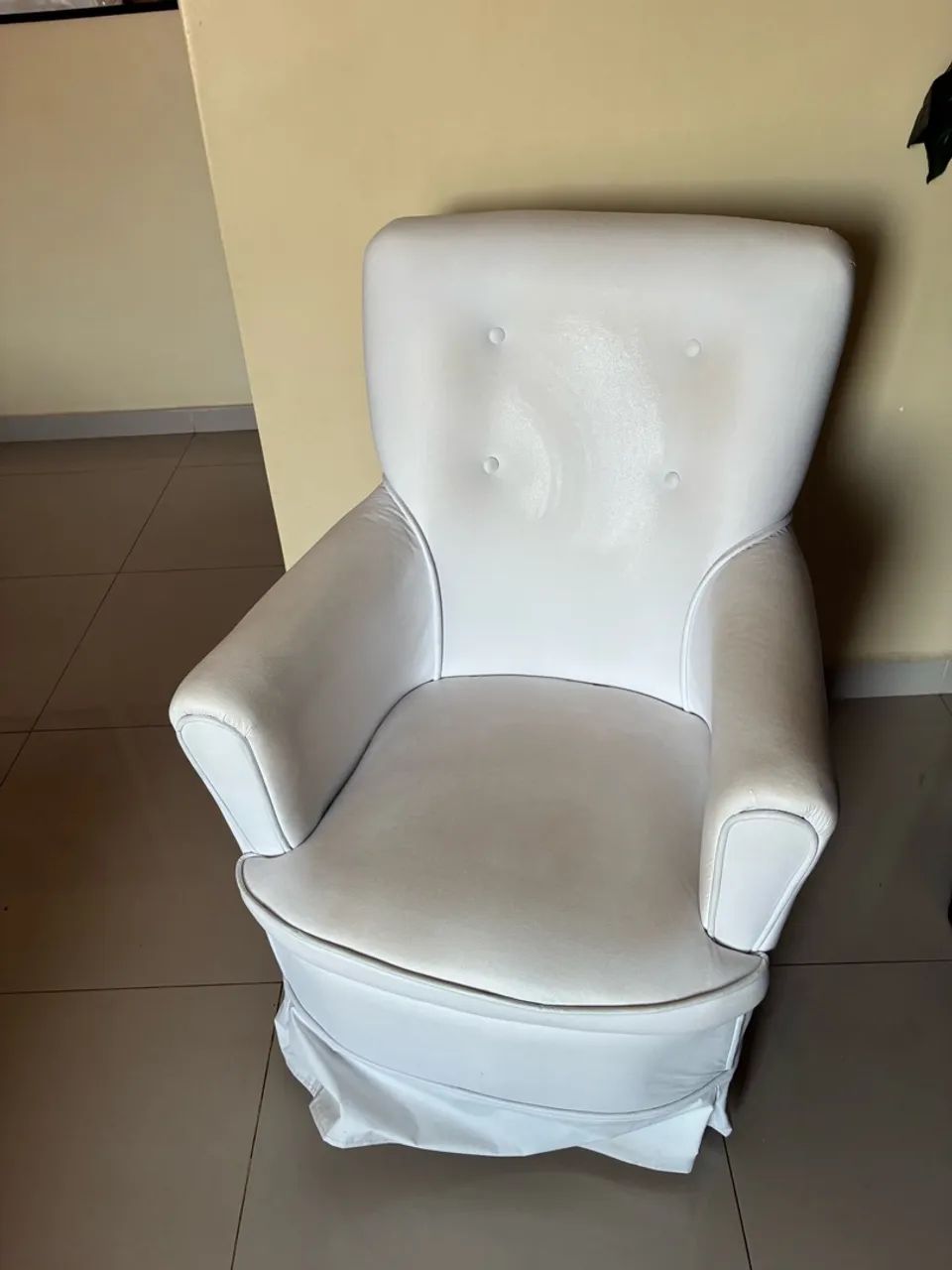 Poltrona de Amamentação Aconchego com Balanço Branco  - Foto 2