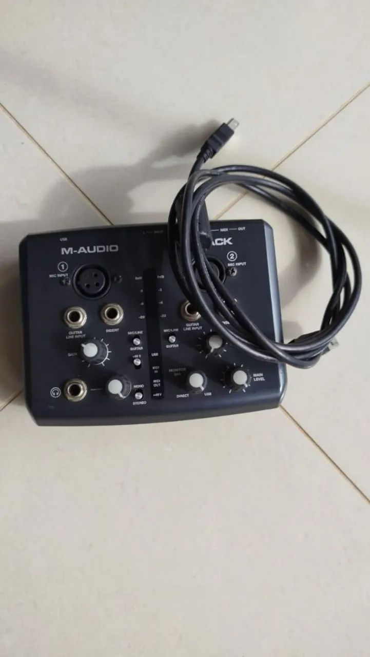CLÁSSICA: M-AUDIO M-TRACK INTERFACE DE ÁUDIO USB