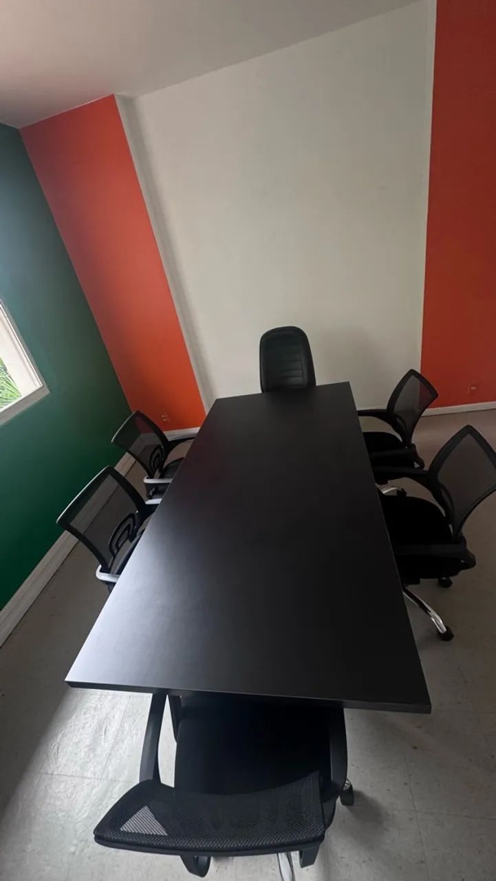 Conjunto Mesa e cadeiras 