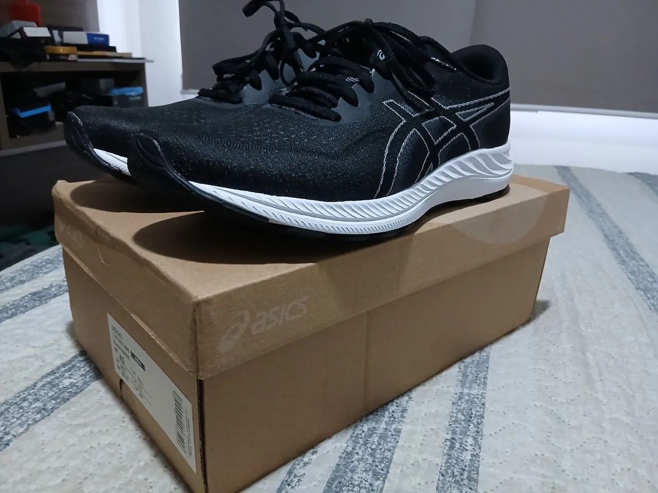 Tênis Asics 42 preto - Foto 2