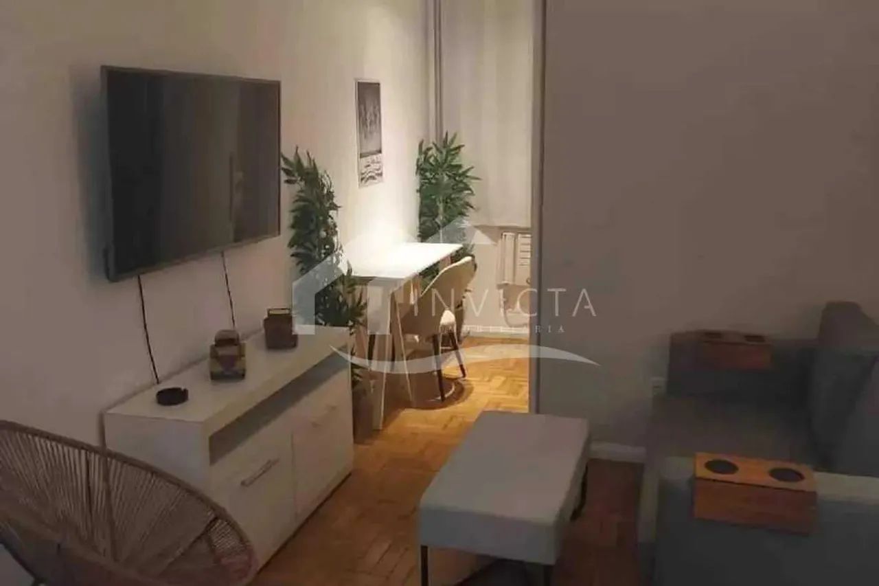 Excelente quarto e sala no Leblon pronto para locação