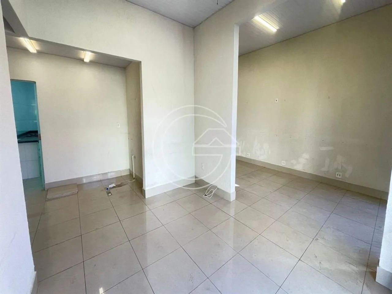 ALUGA-SE Comercial NO CENTRO - MARÍLIA/SP - Foto 3
