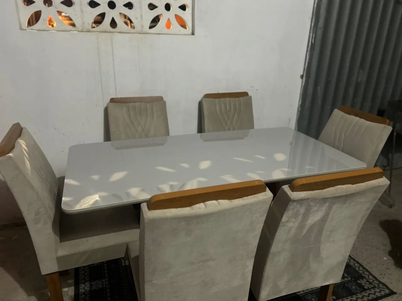Mesa de vidro com 6 cadeiras  - Foto 5