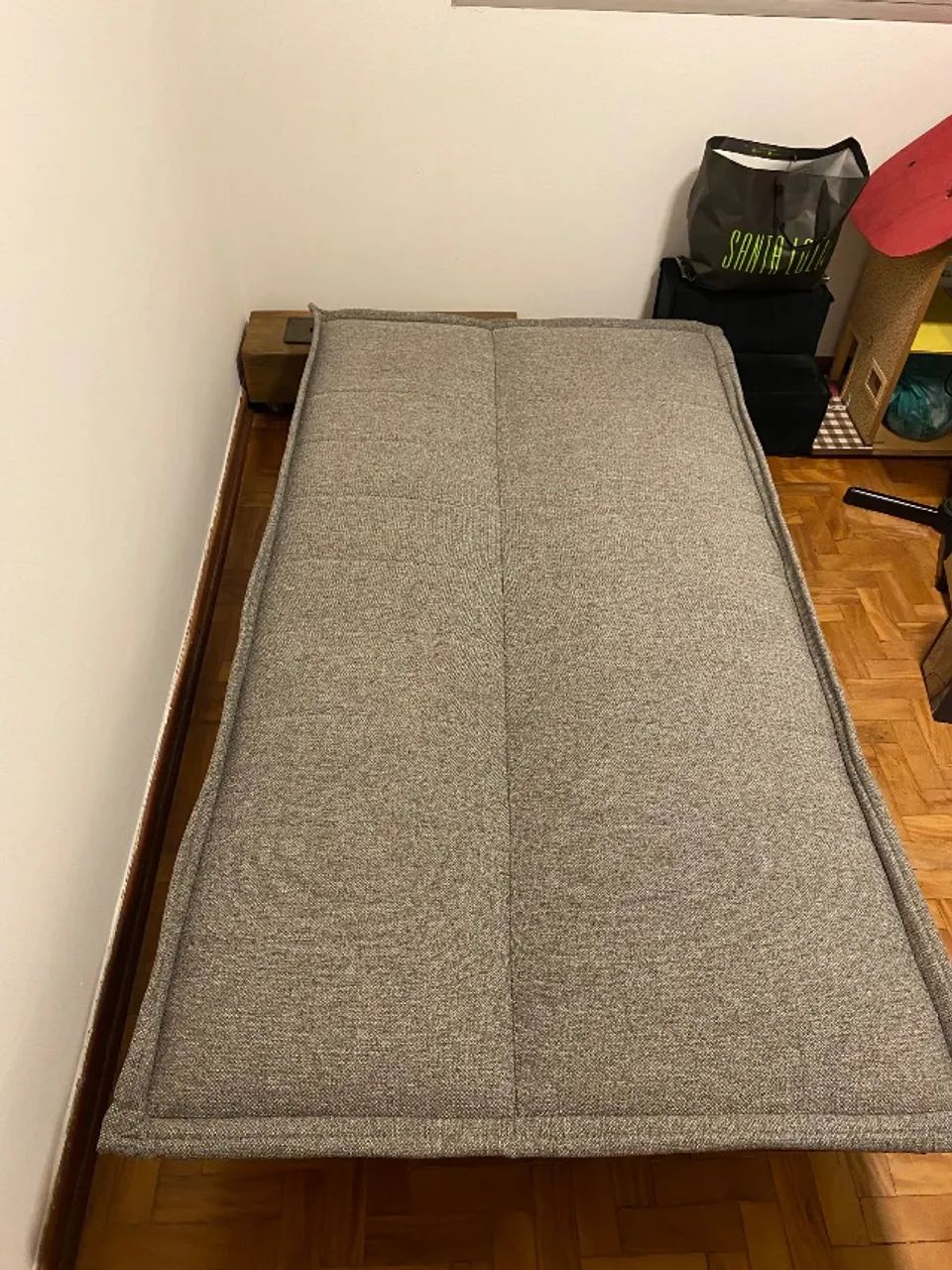 Sofá cama/ encosto reclinável/ estado novo - Foto 5