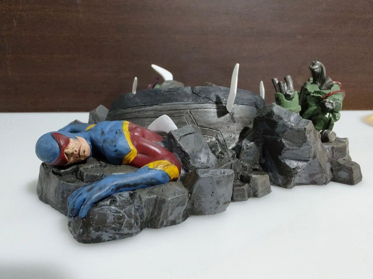 Marvel  Base Homem aranha Marvel Spider Men - Foto 2