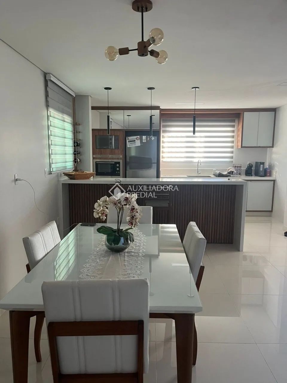 Casa completa com 3 dormitórios e área de lazer no Pagani - Foto 4