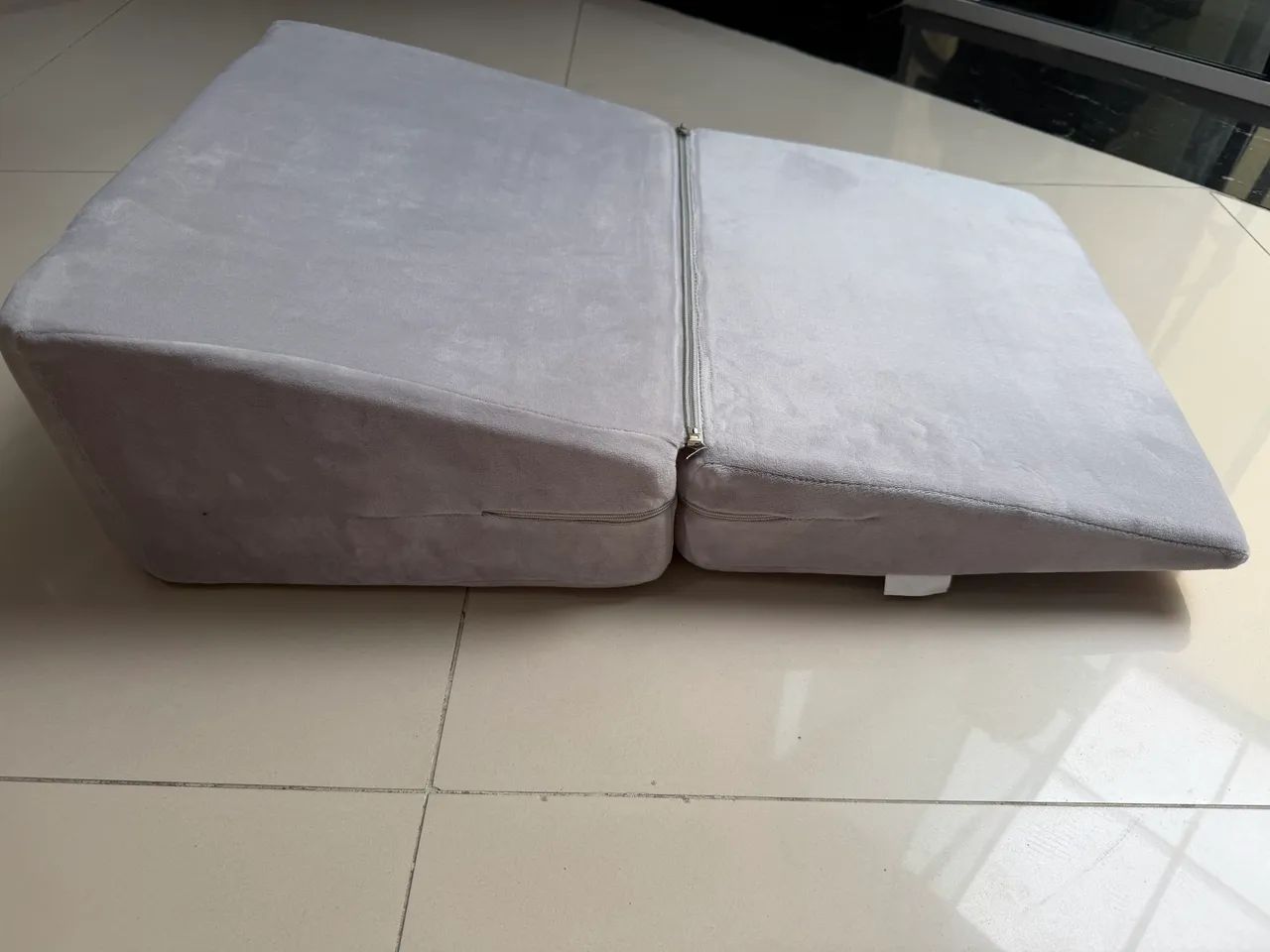 Almofada triangular dupla dr coluna 