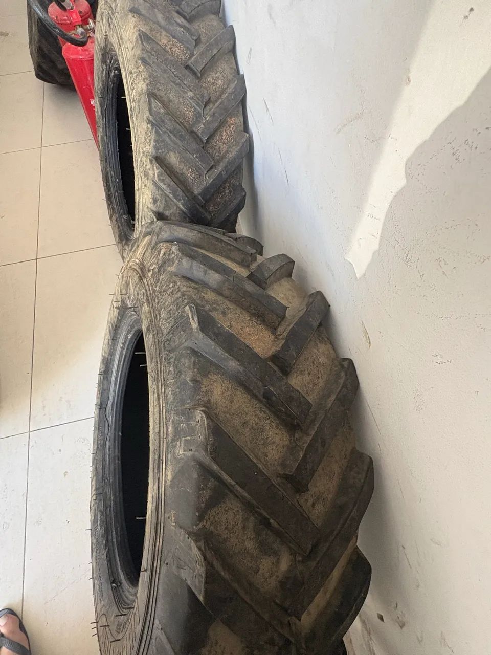 Pneus de trator aro 16