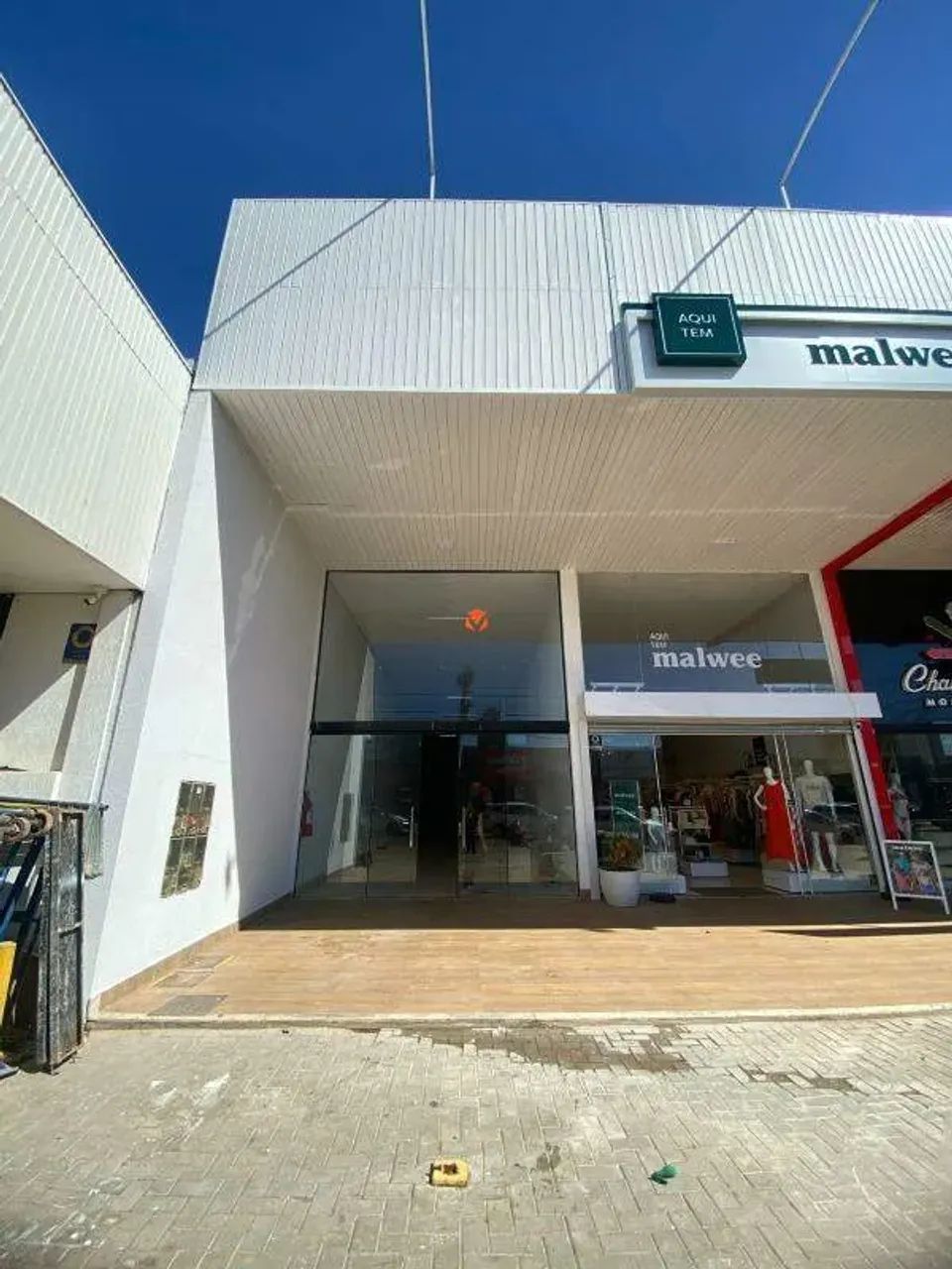 SALA COMERCIAL PARA LOCAÇÃO | 104 SUL