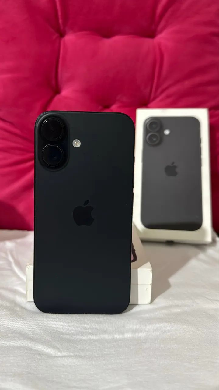 Iphone 16 black