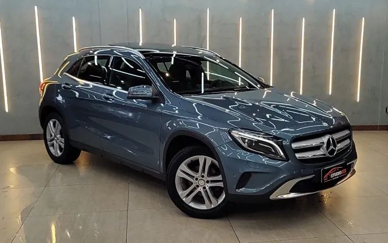 Mercedes-Benz GLA 200 Adv. 1.6/1.6 TB 16V Flex Aut. 2015