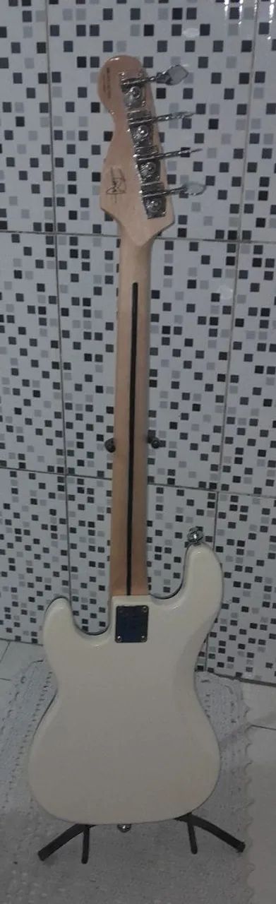 Baixo Steve Harris signature (China) com case - Foto 2