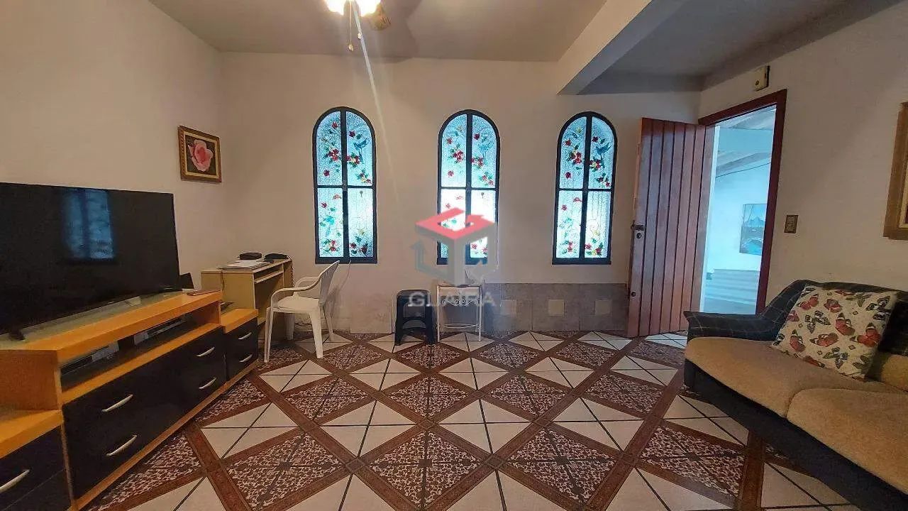 Oportunidade de negócio: 3 casas na Vila Vivaldi