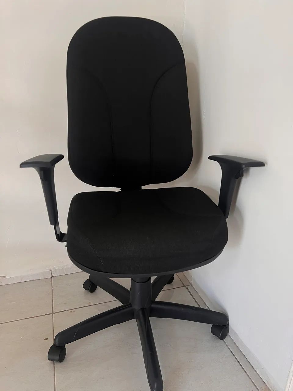 Vende-se Cadeira presidente giratória