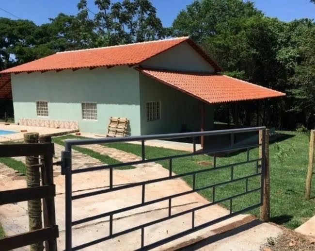 Aluguel de Chácara Completa com Piscina e Riacho - Foto 3