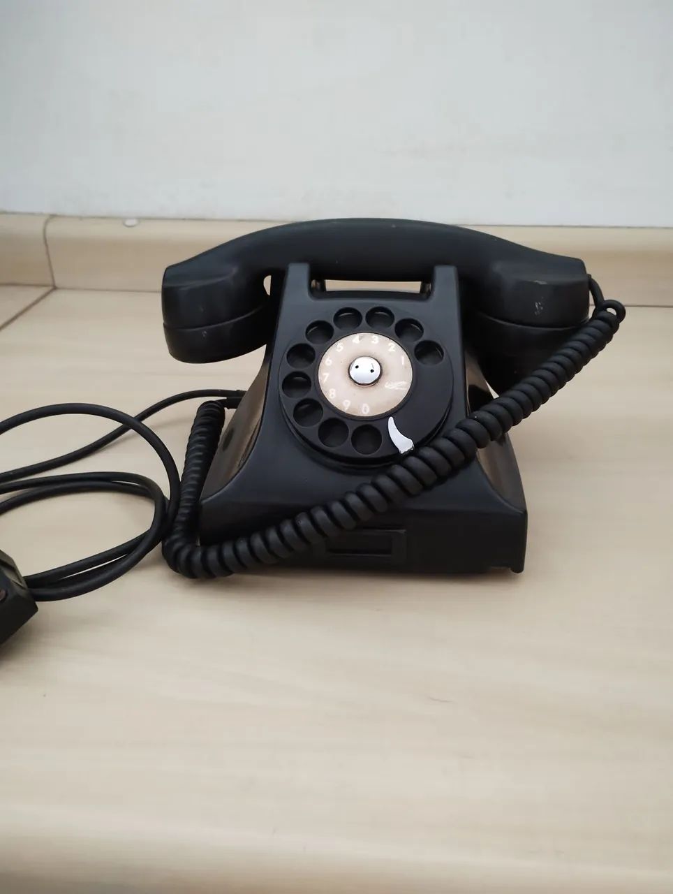 Aparelho de telefone antigo. - Foto 3