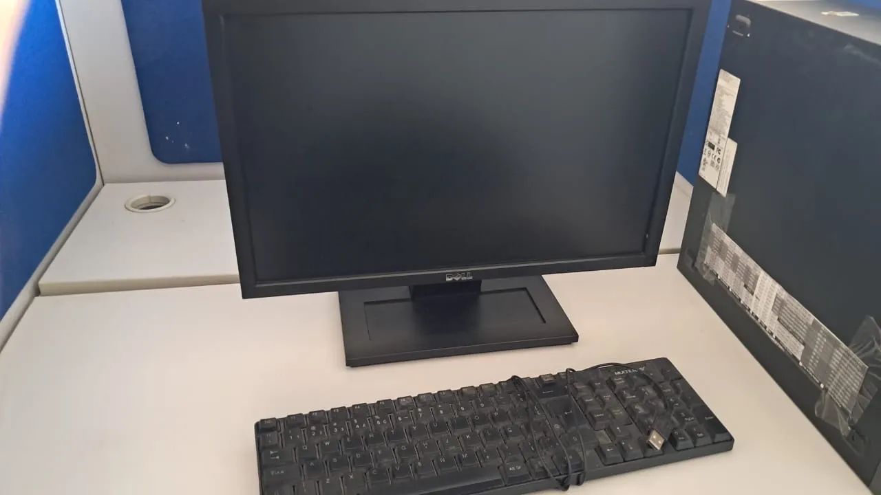 Móveis e aparelho eletrônico para callcenter. - Foto 5