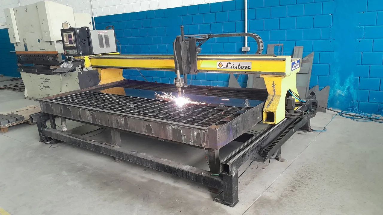 Plasma CNC Hypertherm 105A - Foto 2