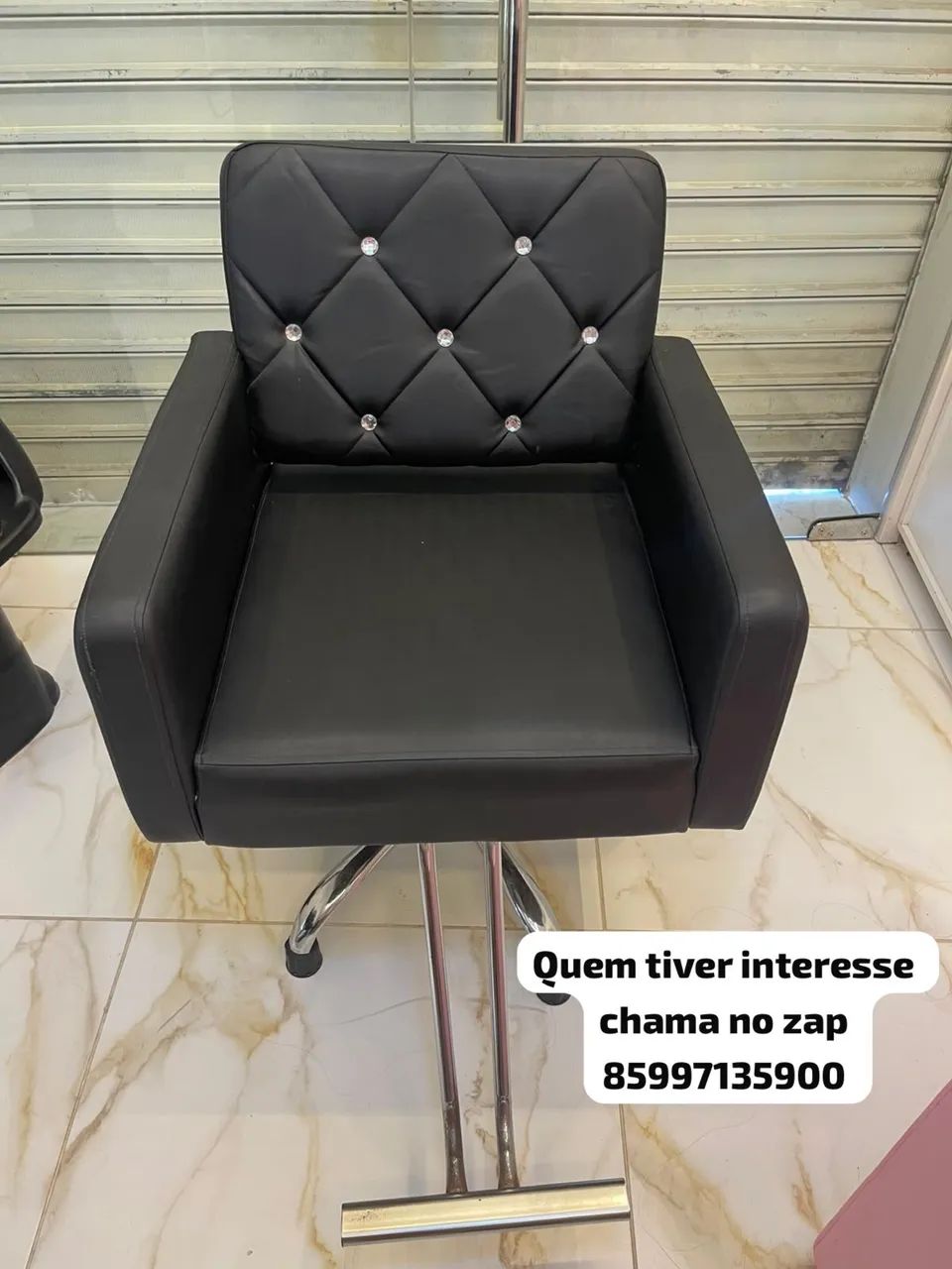 Cadeira e lavatório  - Foto 2
