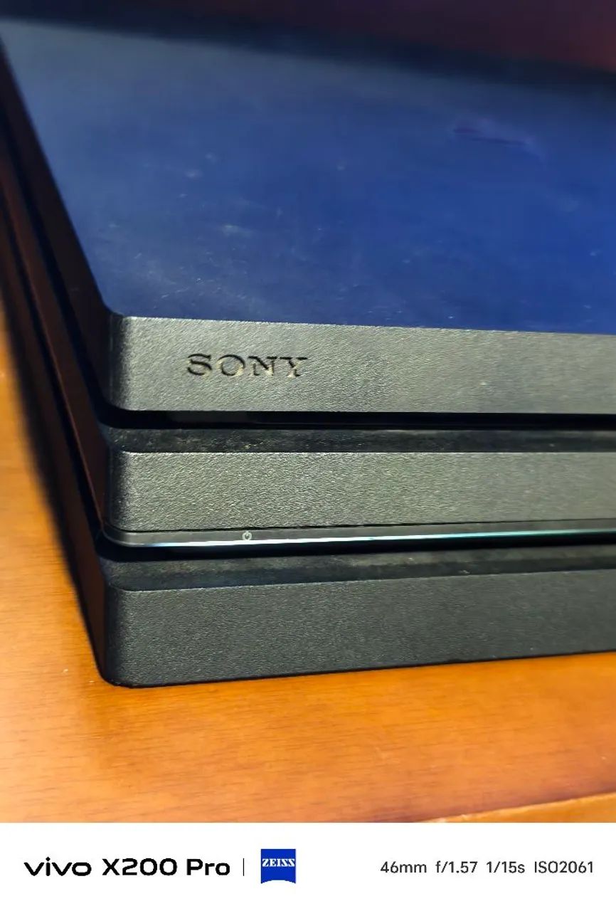 PS4 Pro 1tb  - Foto 2