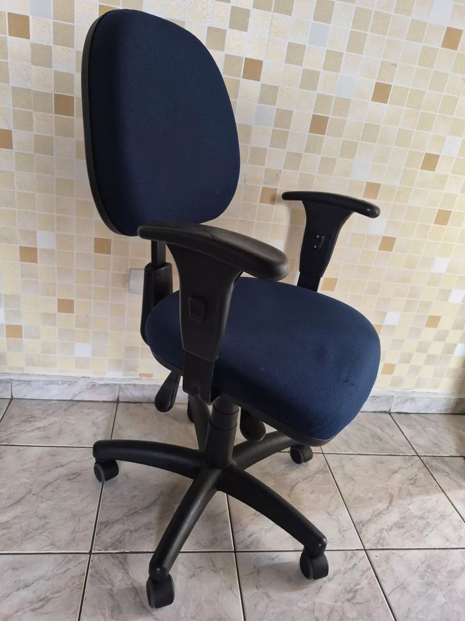 Cadeira de Escritorio Back System NR17