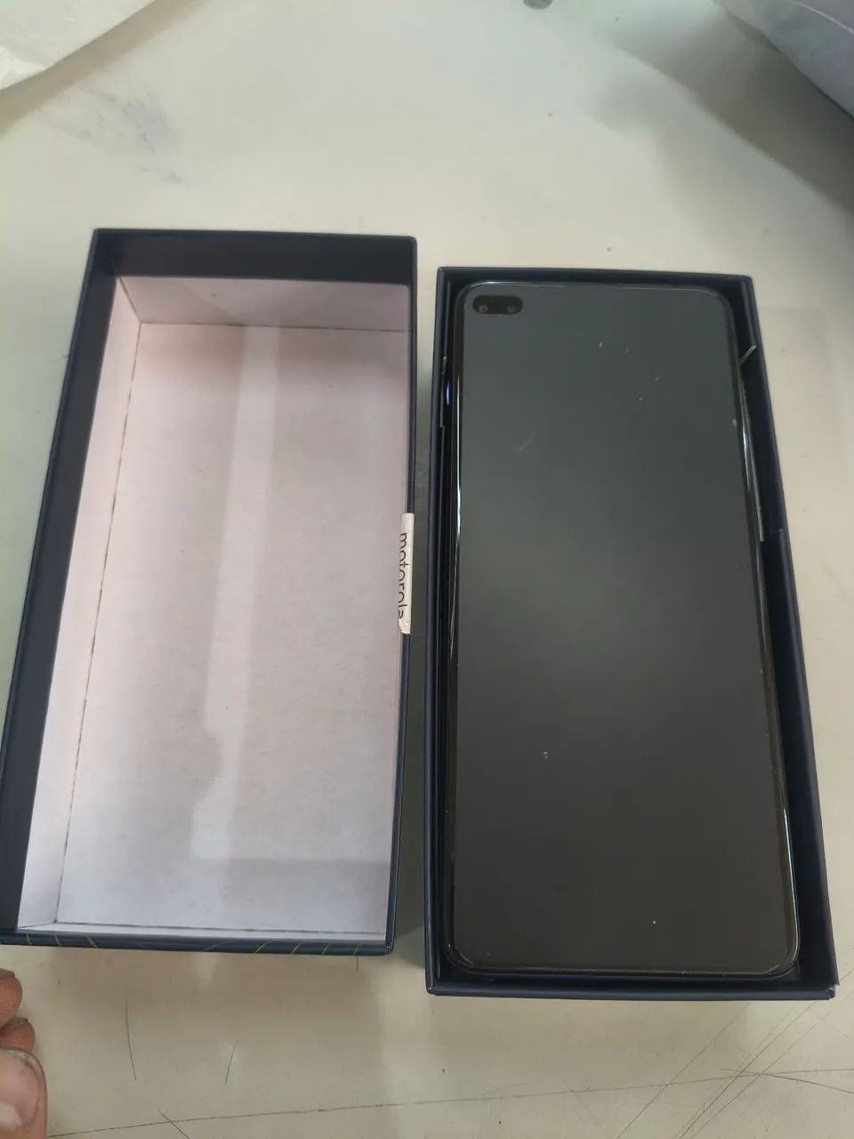 MOTOROLA G100 - Foto 2