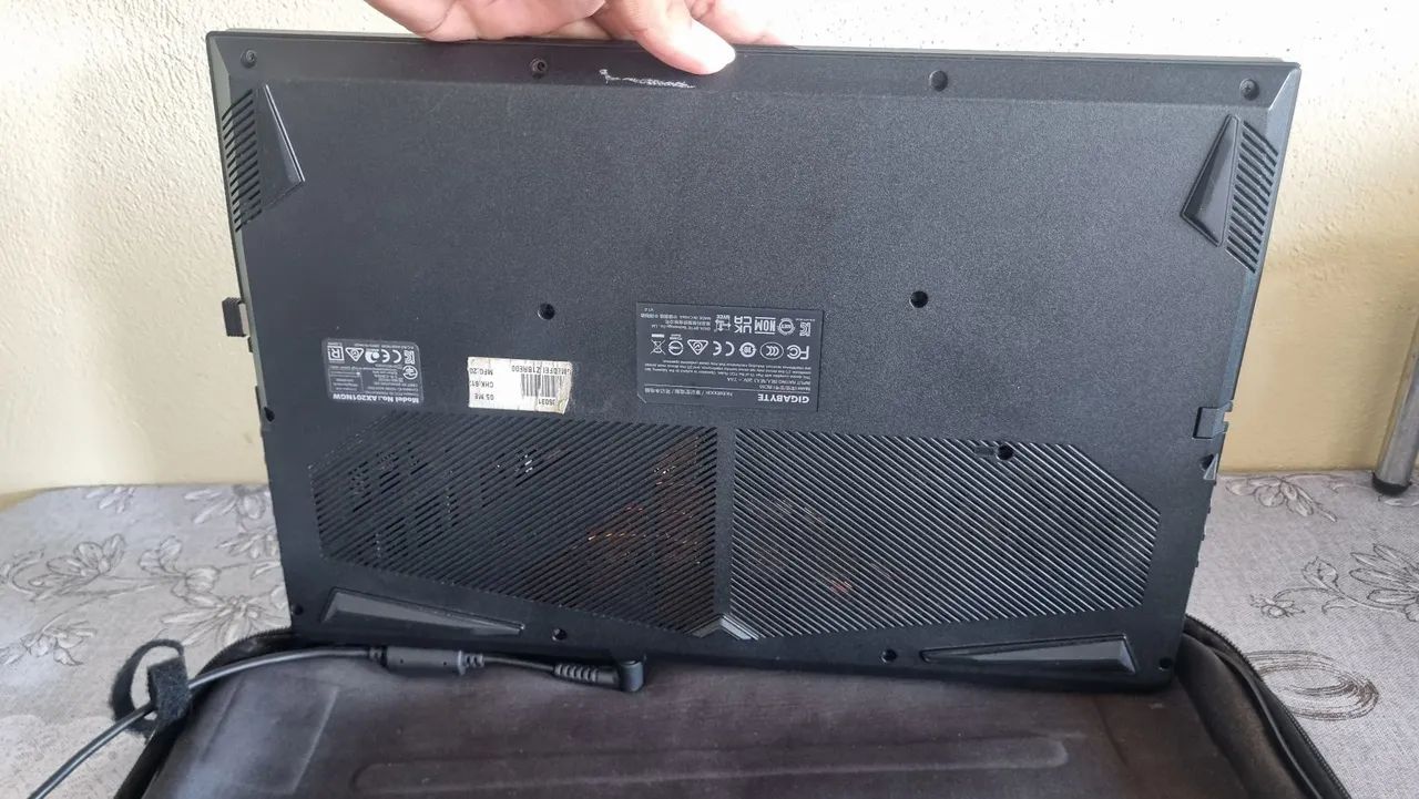 NOTBOOK GIGABYTE G5 - Foto 2