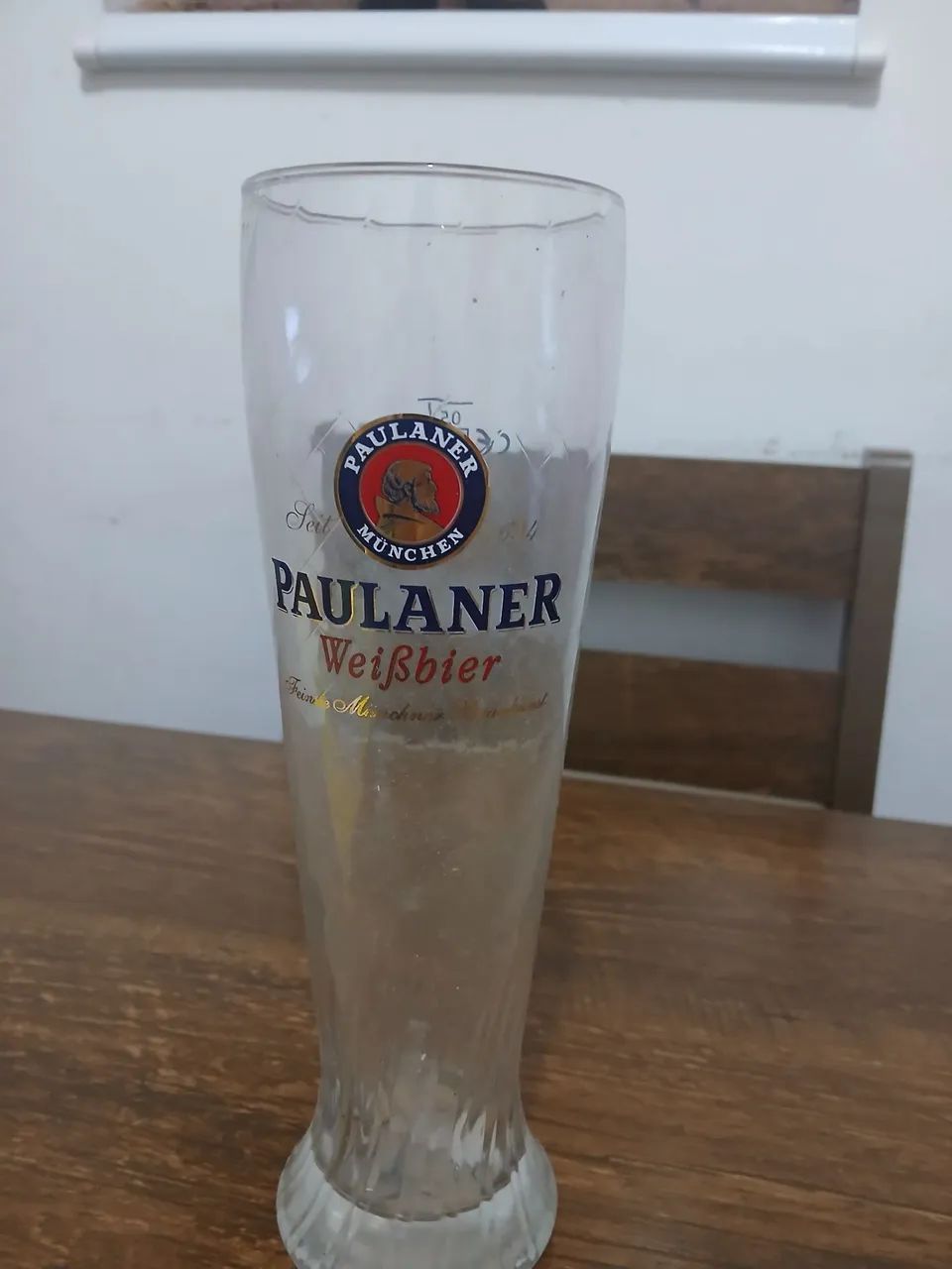 Dois copos cerveja Paulner e outro da Erdiger - Foto 2