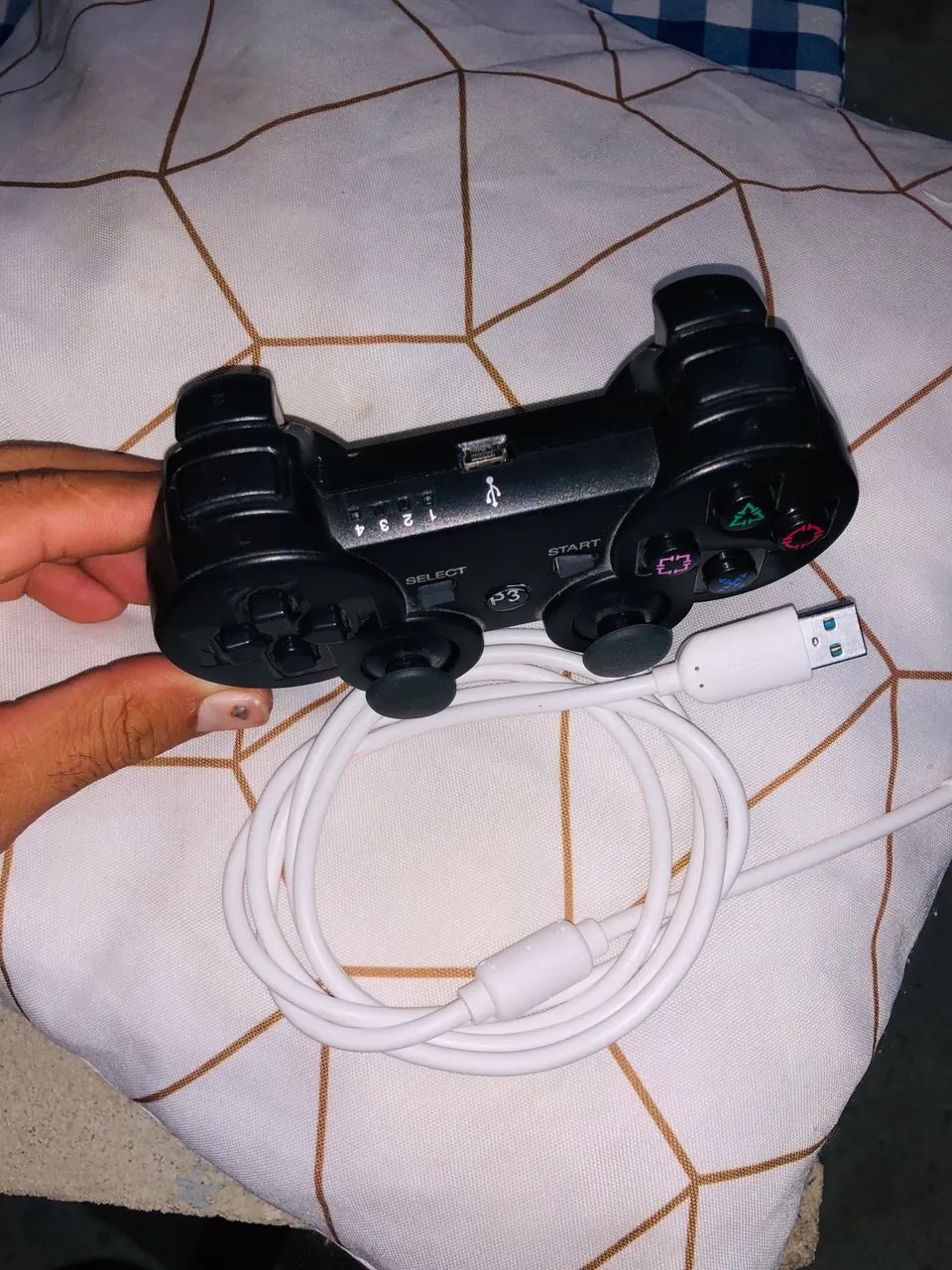 Controle de ps3 similar 